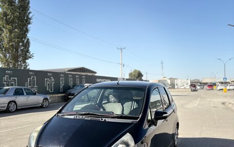 Honda Jazz I рестайлинг, 2003 год, 430 000 рублей, 2 фотография