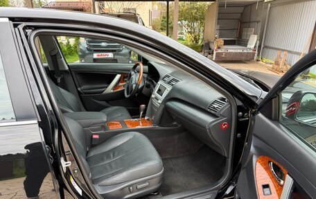 Toyota Camry, 2011 год, 1 250 000 рублей, 11 фотография