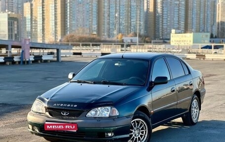 Toyota Avensis III рестайлинг, 2001 год, 399 000 рублей, 1 фотография