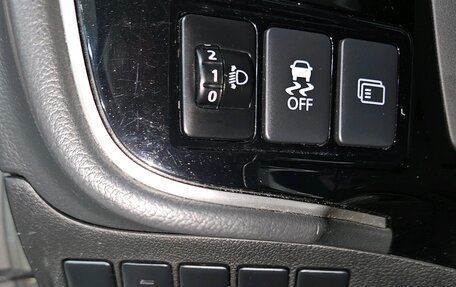 Mitsubishi Outlander III рестайлинг 3, 2016 год, 1 730 000 рублей, 15 фотография