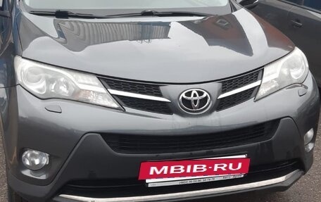 Toyota RAV4, 2013 год, 2 200 000 рублей, 2 фотография