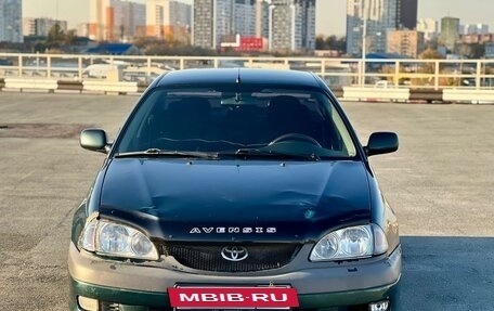 Toyota Avensis III рестайлинг, 2001 год, 399 000 рублей, 2 фотография