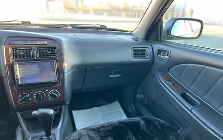 Toyota Avensis III рестайлинг, 2001 год, 399 000 рублей, 14 фотография