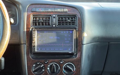 Toyota Avensis III рестайлинг, 2001 год, 399 000 рублей, 15 фотография