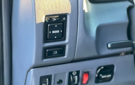 Toyota Land Cruiser Prado 90 рестайлинг, 1999 год, 1 150 000 рублей, 30 фотография