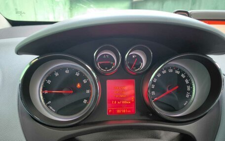 Opel Meriva, 2014 год, 700 000 рублей, 3 фотография