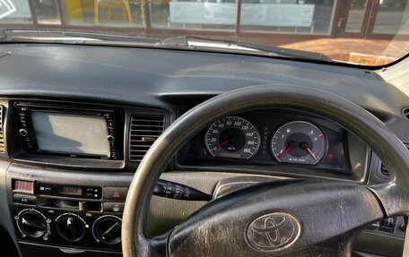 Toyota Corolla, 2004 год, 600 000 рублей, 4 фотография