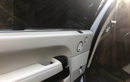 Land Rover Range Rover IV рестайлинг, 2017 год, 5 250 000 рублей, 3 фотография