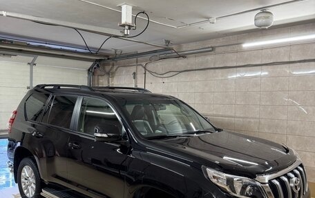 Toyota Land Cruiser Prado 150 рестайлинг 2, 2016 год, 4 600 000 рублей, 4 фотография