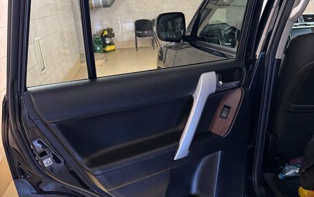 Toyota Land Cruiser Prado 150 рестайлинг 2, 2016 год, 4 600 000 рублей, 18 фотография