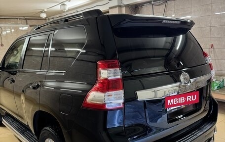 Toyota Land Cruiser Prado 150 рестайлинг 2, 2016 год, 4 600 000 рублей, 13 фотография