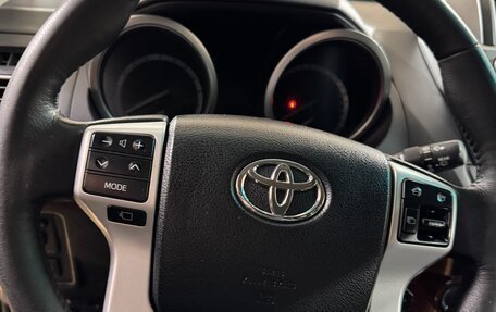 Toyota Land Cruiser Prado 150 рестайлинг 2, 2016 год, 4 600 000 рублей, 23 фотография