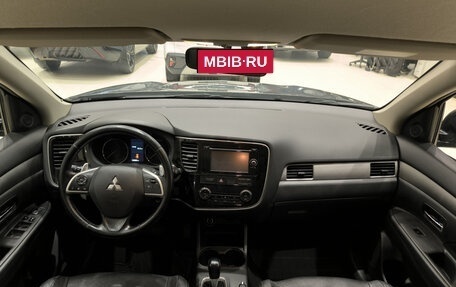 Mitsubishi Outlander III рестайлинг 3, 2014 год, 1 499 000 рублей, 18 фотография