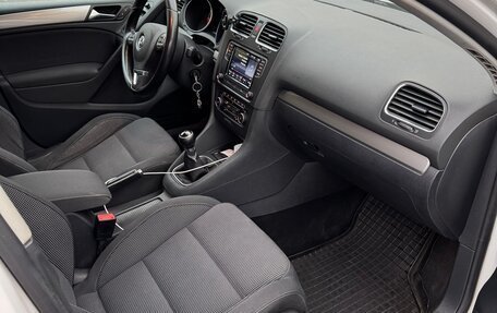 Volkswagen Golf VI, 2011 год, 950 000 рублей, 7 фотография