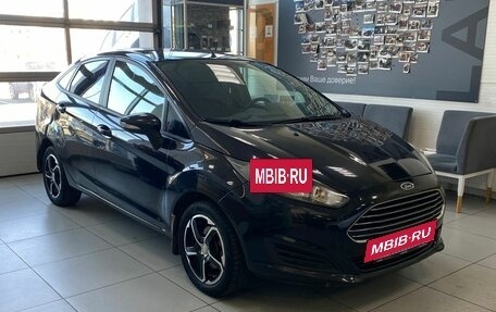 Ford Fiesta, 2015 год, 670 000 рублей, 3 фотография