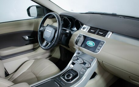 Land Rover Range Rover Evoque I, 2017 год, 2 175 000 рублей, 9 фотография