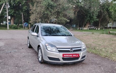Opel Astra H, 2008 год, 550 000 рублей, 3 фотография