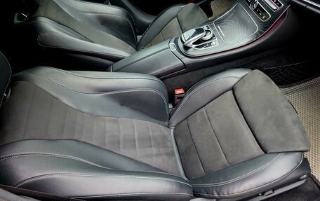 Mercedes-Benz E-Класс, 2019 год, 2 300 000 рублей, 26 фотография