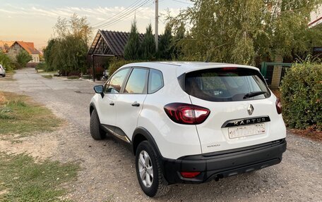 Renault Kaptur I рестайлинг, 2018 год, 990 000 рублей, 11 фотография