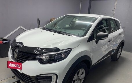 Renault Kaptur I рестайлинг, 2018 год, 990 000 рублей, 21 фотография
