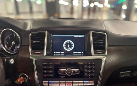 Mercedes-Benz GL-Класс, 2014 год, 2 600 000 рублей, 11 фотография