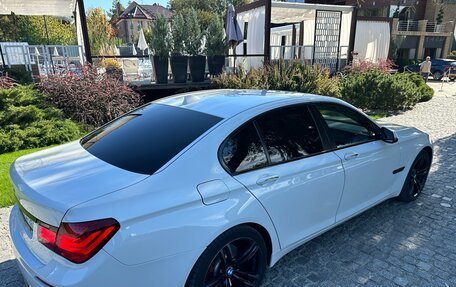 BMW 7 серия, 2012 год, 2 290 000 рублей, 2 фотография