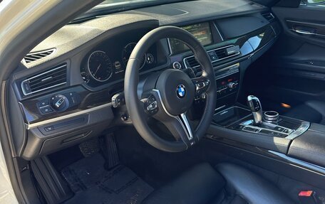 BMW 7 серия, 2012 год, 2 290 000 рублей, 13 фотография