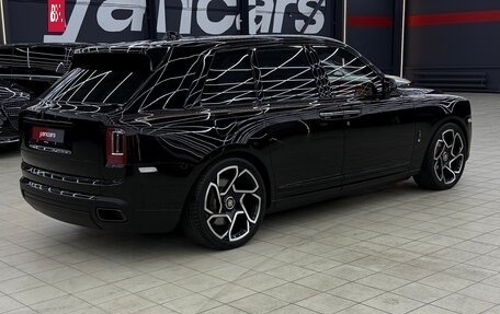 Rolls-Royce Cullinan, 2022 год, 44 000 000 рублей, 6 фотография