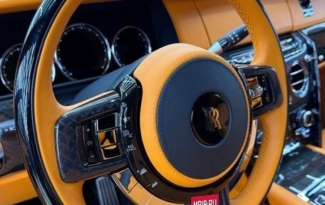 Rolls-Royce Cullinan, 2022 год, 44 000 000 рублей, 10 фотография