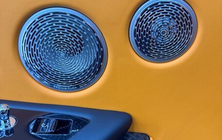 Rolls-Royce Cullinan, 2022 год, 44 000 000 рублей, 12 фотография