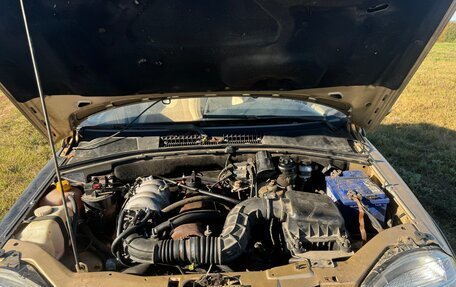 Chevrolet Niva I рестайлинг, 2005 год, 145 000 рублей, 8 фотография