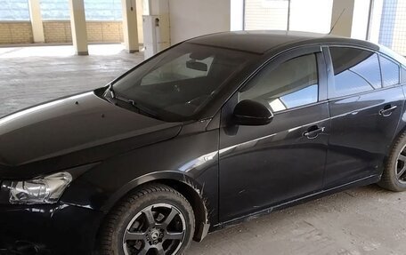 Chevrolet Cruze II, 2010 год, 400 000 рублей, 2 фотография