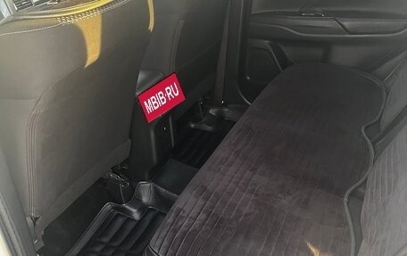 Mitsubishi Outlander III рестайлинг 3, 2019 год, 1 890 000 рублей, 12 фотография
