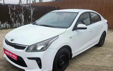 KIA Rio IV, 2019 год, 900 000 рублей, 1 фотография