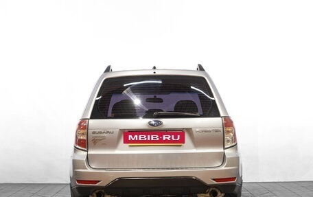 Subaru Forester, 2012 год, 1 299 000 рублей, 6 фотография