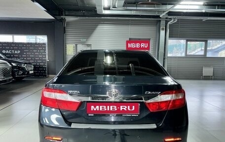 Toyota Camry, 2011 год, 1 390 000 рублей, 3 фотография