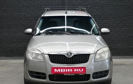 Skoda Roomster, 2008 год, 550 000 рублей, 2 фотография