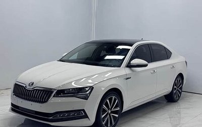 Skoda Superb III рестайлинг, 2022 год, 2 089 000 рублей, 1 фотография