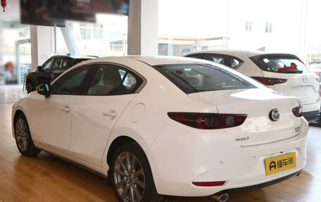 Mazda 3, 2025 год, 2 400 000 рублей, 6 фотография