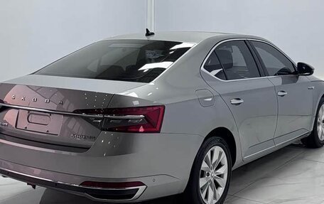 Skoda Superb III рестайлинг, 2022 год, 2 108 000 рублей, 6 фотография