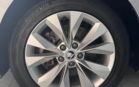 Skoda Superb III рестайлинг, 2022 год, 2 108 000 рублей, 15 фотография