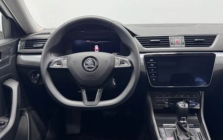 Skoda Superb III рестайлинг, 2022 год, 2 089 000 рублей, 12 фотография