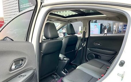 Honda Vezel, 2021 год, 1 400 030 рублей, 8 фотография