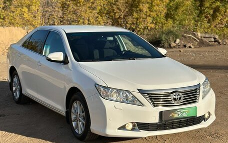 Toyota Camry, 2014 год, 1 850 000 рублей, 7 фотография