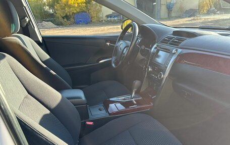 Toyota Camry, 2014 год, 1 850 000 рублей, 16 фотография