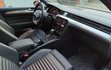 Volkswagen Passat B8 рестайлинг, 2019 год, 3 650 000 рублей, 8 фотография