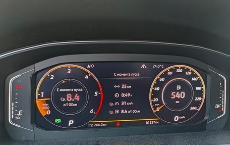 Volkswagen Passat B8 рестайлинг, 2019 год, 3 650 000 рублей, 9 фотография