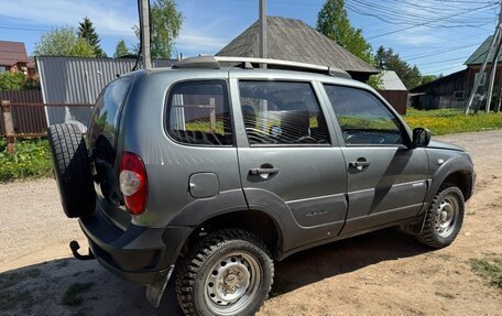 Chevrolet Niva I рестайлинг, 2013 год, 500 000 рублей, 5 фотография