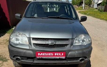 Chevrolet Niva I рестайлинг, 2013 год, 500 000 рублей, 2 фотография