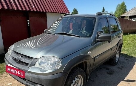 Chevrolet Niva I рестайлинг, 2013 год, 500 000 рублей, 12 фотография